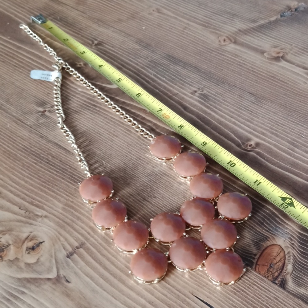 Brown statement necklace - Picture 4 of 8